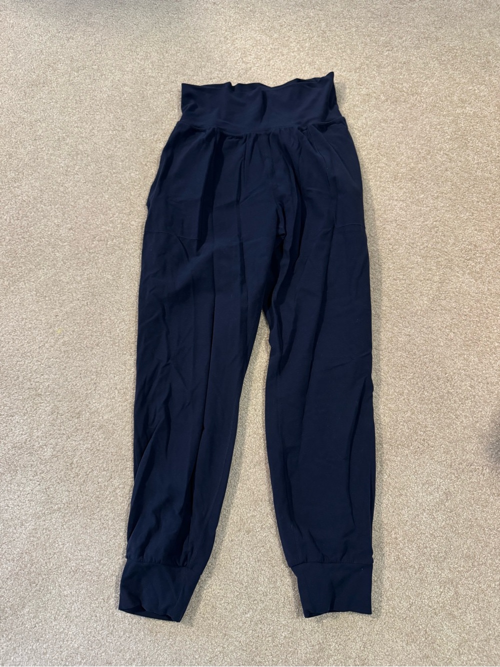 Athleta women’s Salutation Jogger Navy